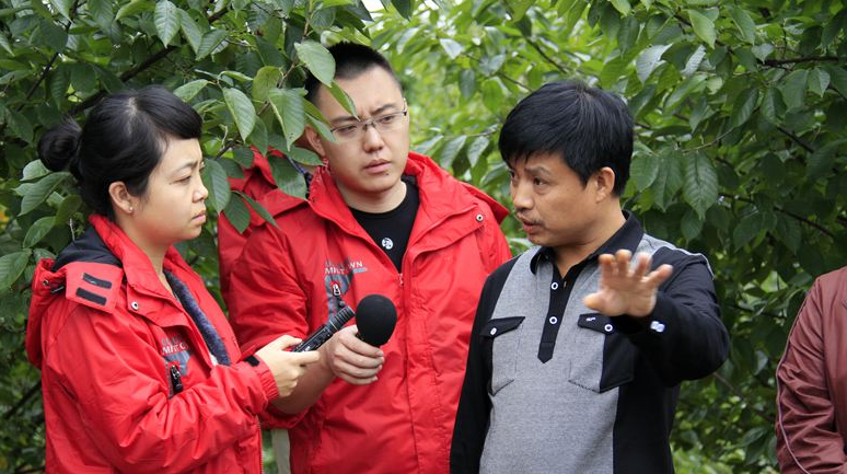 “数码产品：华为mate30听筒是屏幕发声吗 是磁悬屏发声吗”