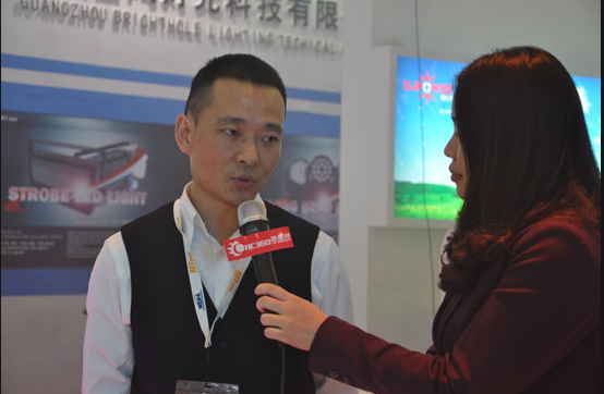 “科技教程：如何申请加入美团外卖的兼职骑手”