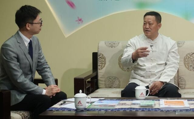 “科技教程：怎样安装新的硬盘?双硬盘连接方法片文字详解”
