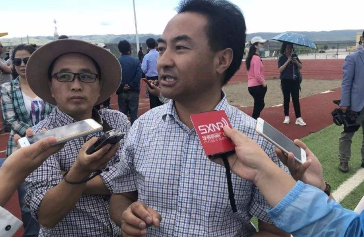 “科技教程：玩穿越火线卡屏如何办?”